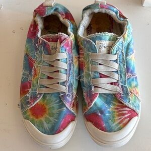 Colorful Tie-Dye Women's Sneakers